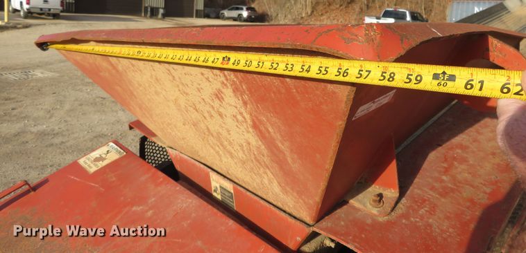 image for item GT9477 2003 Superior 36X60PRSC  radial stacking conveyor