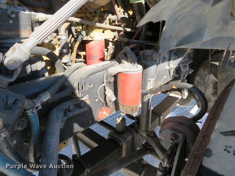 image for item GT9521 2006 Sterling LT9500  dump truck