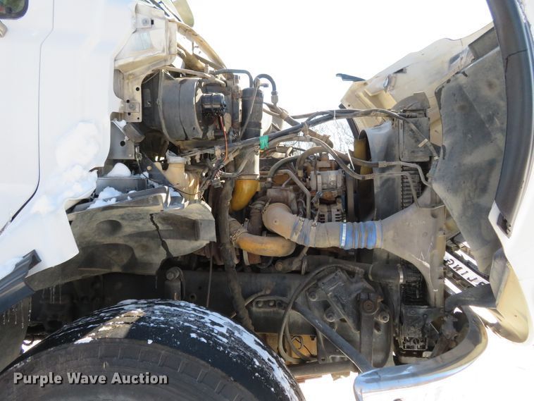 image for item GT9521 2006 Sterling LT9500  dump truck