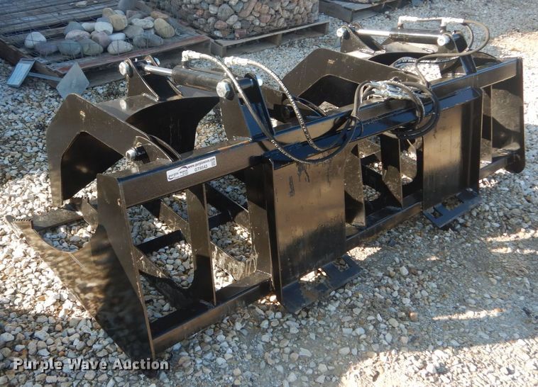image for item GT9543 80"W skid steer grapple bucket