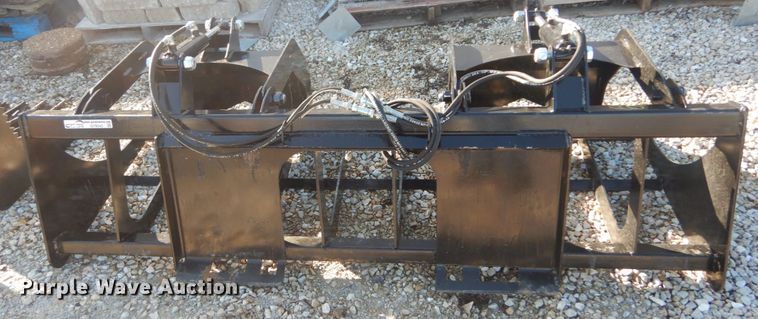 image for item GT9543 80"W skid steer grapple bucket