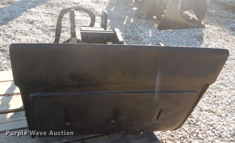 image for item GT9544 34"W excavator bucket