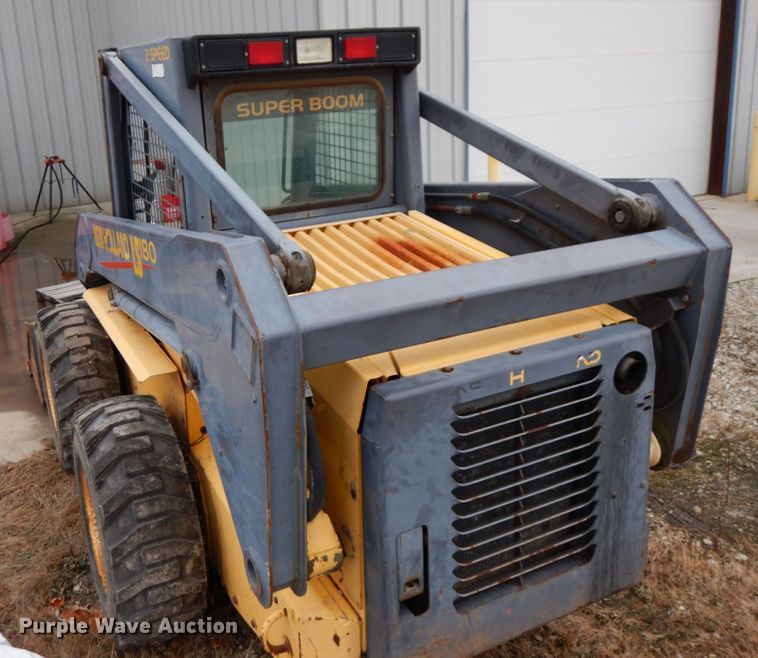 image for item HD9231 2001 New Holland LS180  skid steer loader