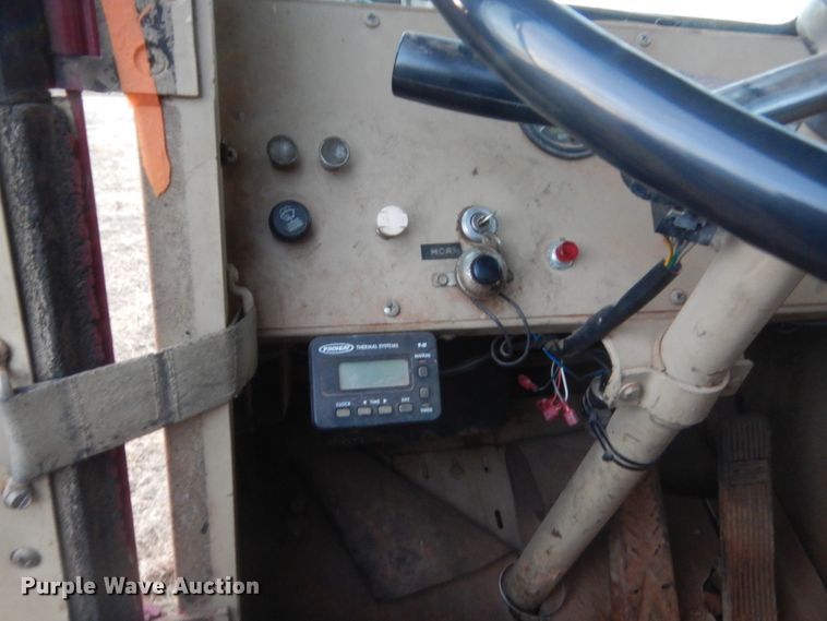 image for item HG9791 1980 Cabot Franks Explorer III  well service truck