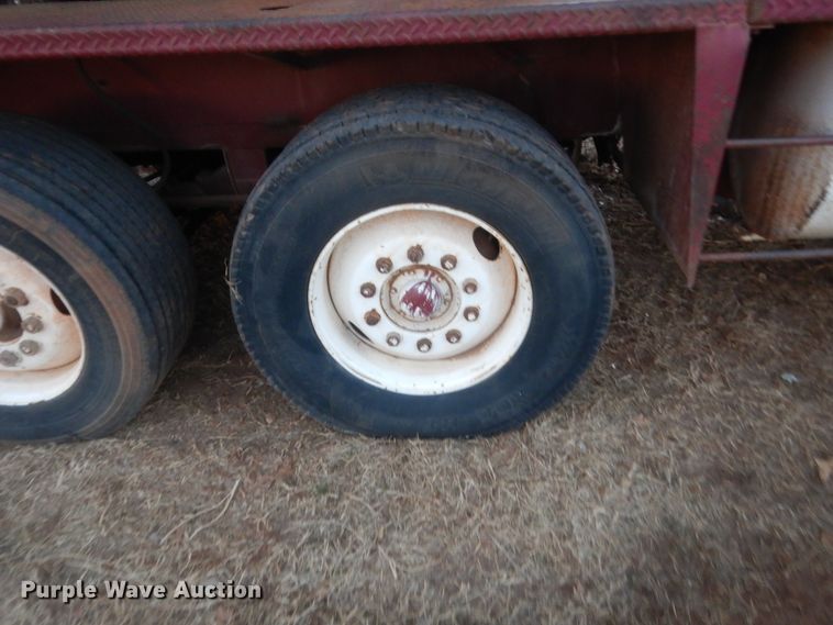 image for item HG9791 1980 Cabot Franks Explorer III  well service truck