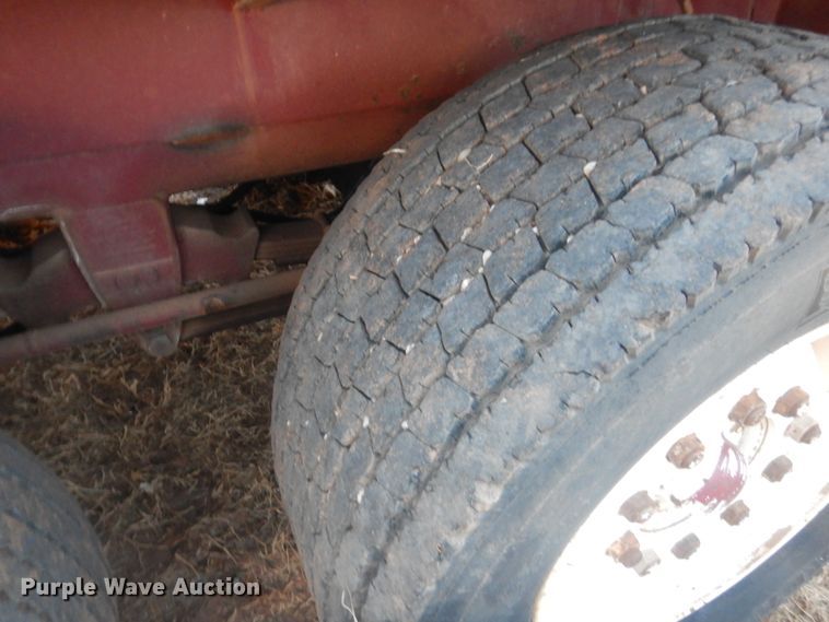 image for item HG9791 1980 Cabot Franks Explorer III  well service truck