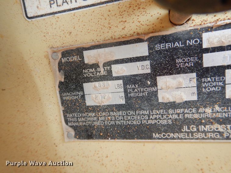 image for item HI9022 2003 JLG 2630ES  scissor lift