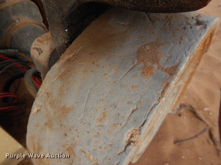 image for item HI9022 2003 JLG 2630ES  scissor lift