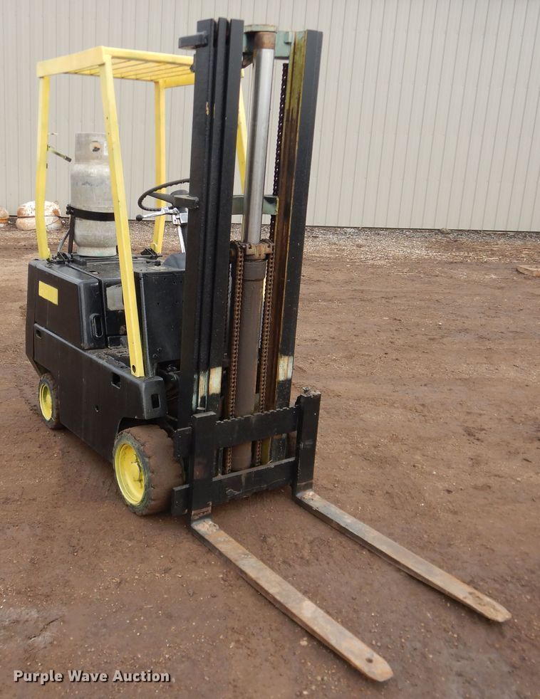 image for item HI9031 Clark C500-30  warehouse forklift