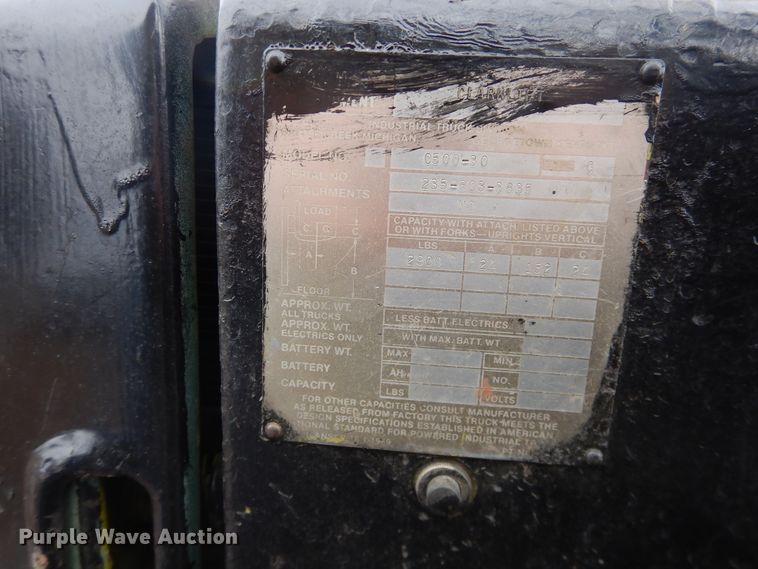 image for item HI9031 Clark C500-30  warehouse forklift