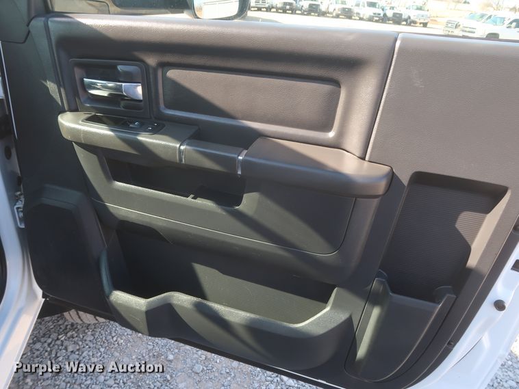 image for item HK9646 2011 Dodge Ram 5500HD  vacuum truck