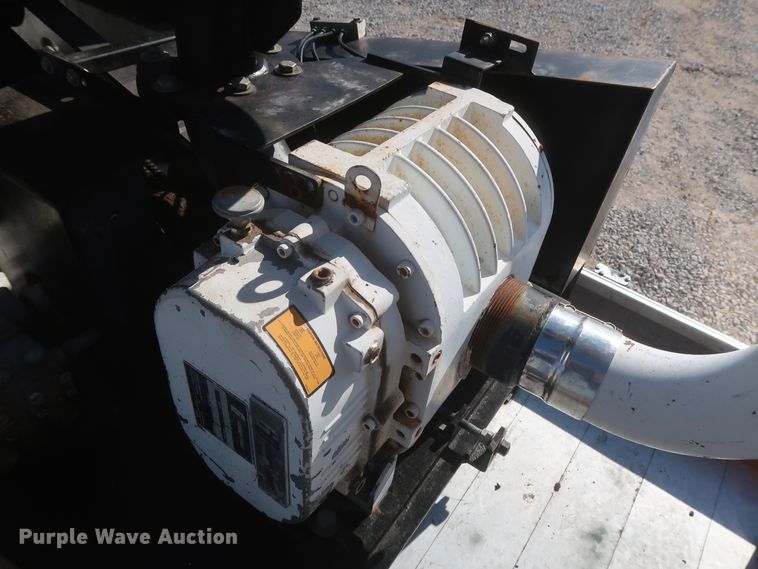 image for item HK9646 2011 Dodge Ram 5500HD  vacuum truck