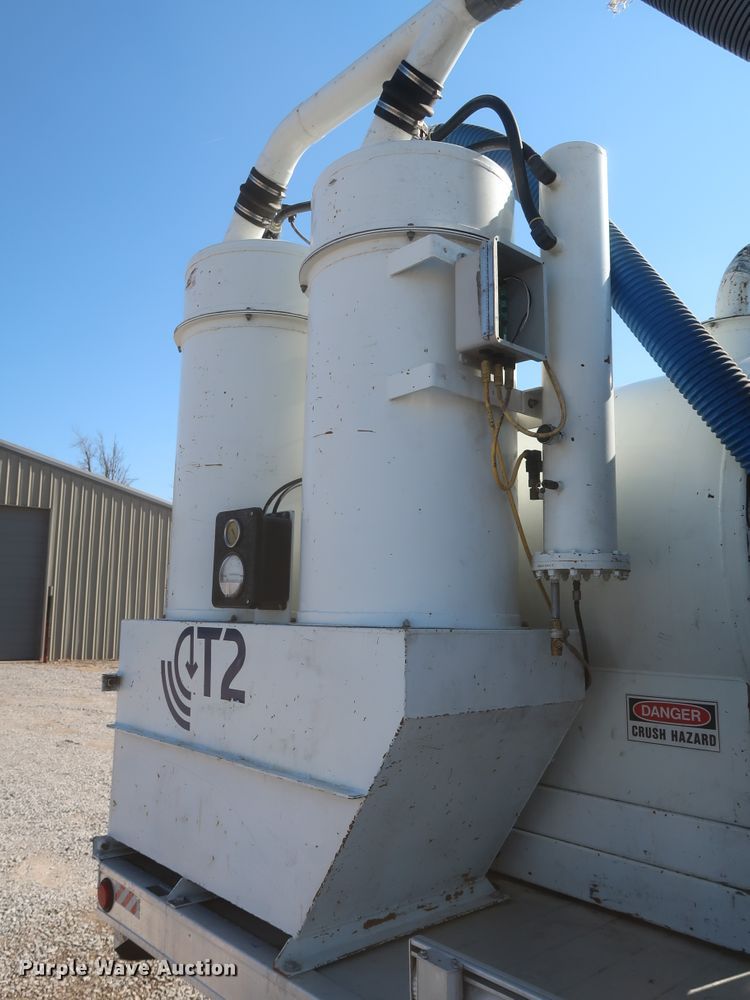 image for item HK9646 2011 Dodge Ram 5500HD  vacuum truck