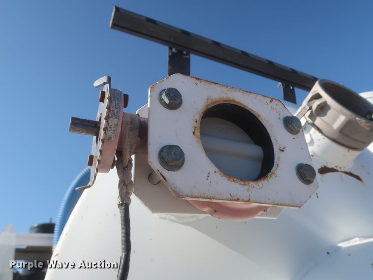 image for item HK9646 2011 Dodge Ram 5500HD  vacuum truck