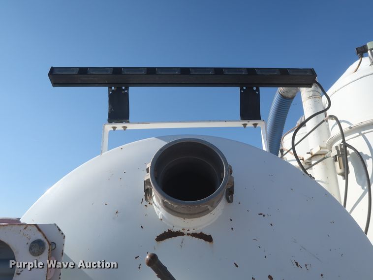 image for item HK9646 2011 Dodge Ram 5500HD  vacuum truck