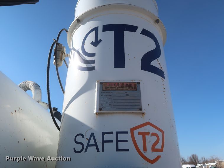 image for item HK9646 2011 Dodge Ram 5500HD  vacuum truck