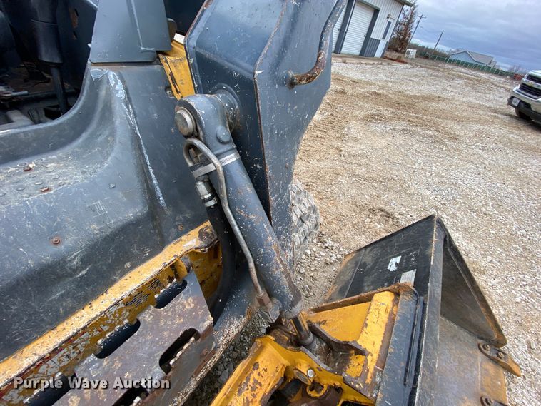image for item HR9349 2012 John Deere 323DT  tracked skid steer loader
