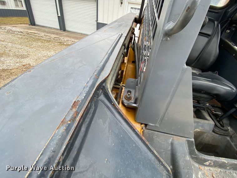 image for item HR9349 2012 John Deere 323DT  tracked skid steer loader