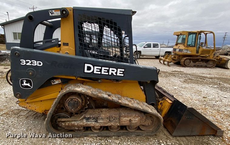 image for item HR9350 2012 John Deere 323D  tracked skid steer loader