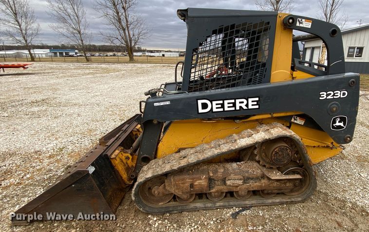 image for item HR9350 2012 John Deere 323D  tracked skid steer loader
