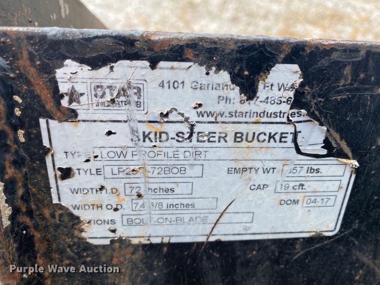 image for item HR9350 2012 John Deere 323D  tracked skid steer loader