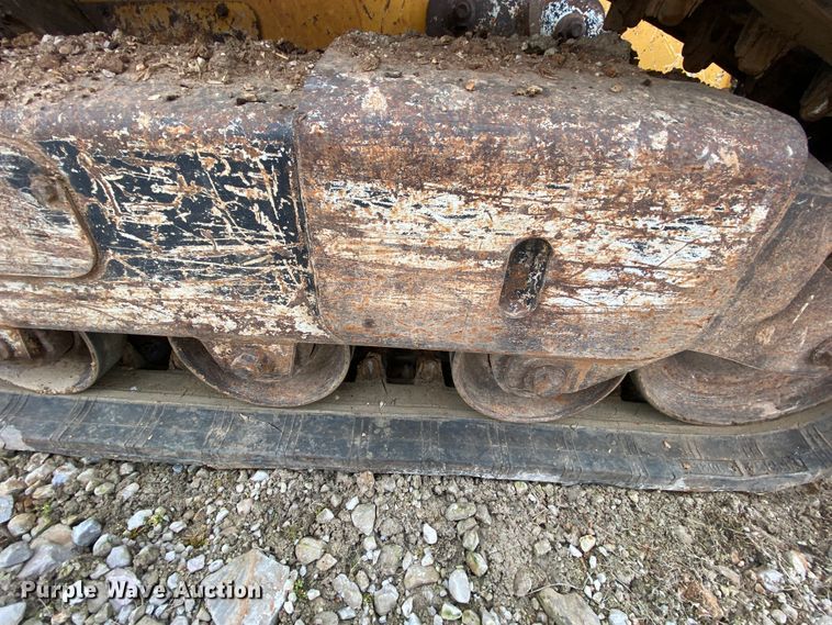 image for item HR9350 2012 John Deere 323D  tracked skid steer loader