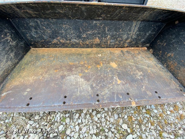 image for item HR9351 2006 Ditch Witch XT850  mini excavator / tool carrier