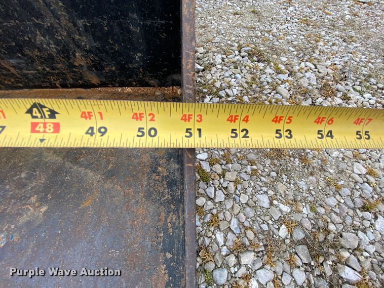 image for item HR9351 2006 Ditch Witch XT850  mini excavator / tool carrier