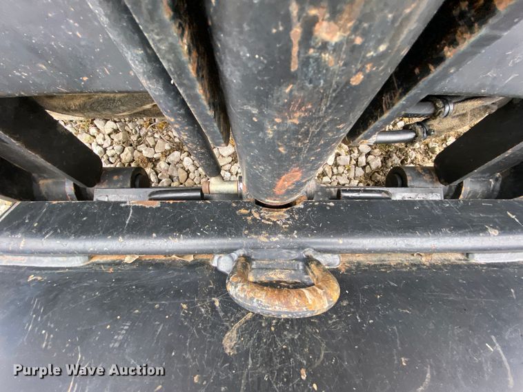 image for item HR9351 2006 Ditch Witch XT850  mini excavator / tool carrier