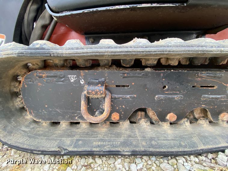 image for item HR9351 2006 Ditch Witch XT850  mini excavator / tool carrier