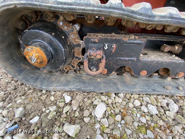 image for item HR9351 2006 Ditch Witch XT850  mini excavator / tool carrier