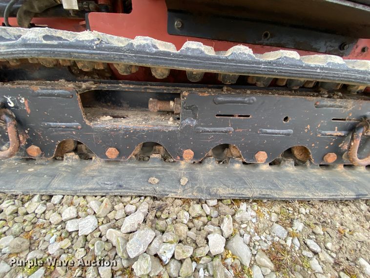 image for item HR9351 2006 Ditch Witch XT850  mini excavator / tool carrier