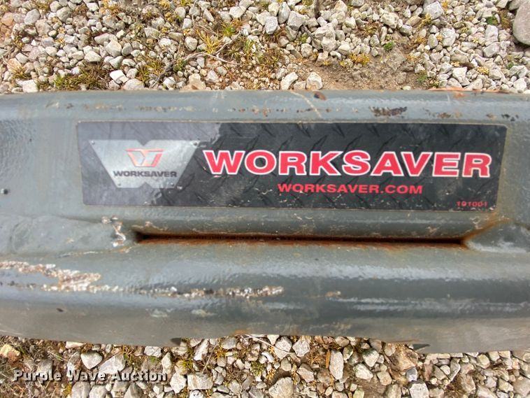 image for item HR9351 2006 Ditch Witch XT850  mini excavator / tool carrier