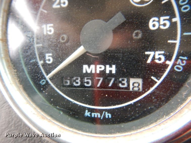 image for item HS9767 1995 Ford LT9000  dump truck