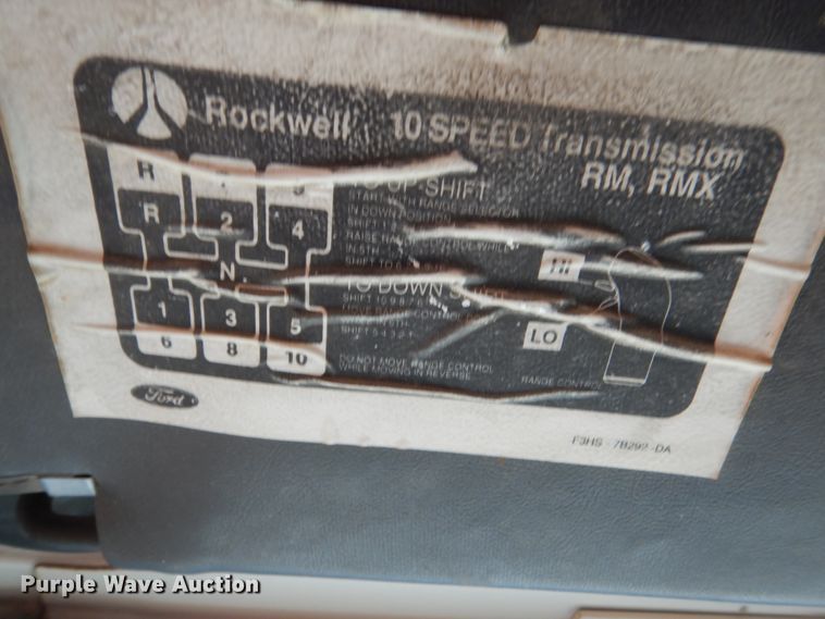 image for item HS9767 1995 Ford LT9000  dump truck