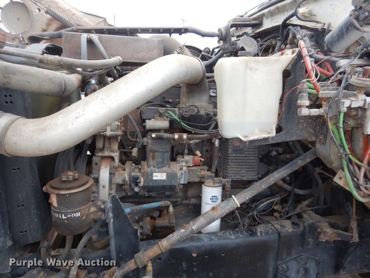 image for item HS9767 1995 Ford LT9000  dump truck