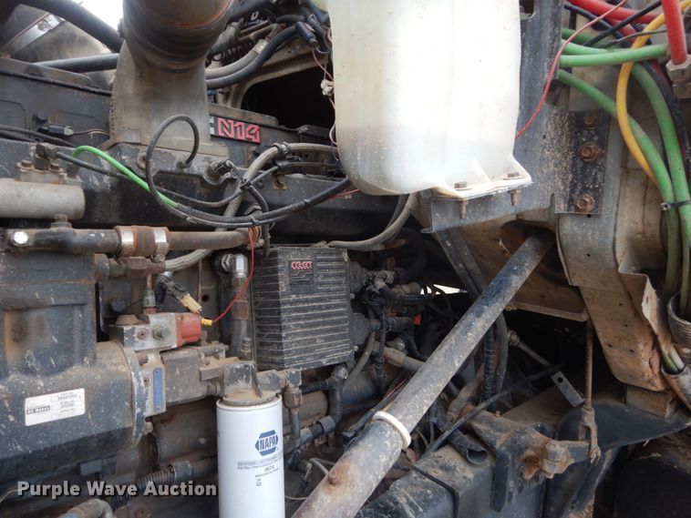 image for item HS9767 1995 Ford LT9000  dump truck