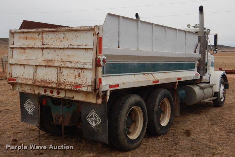 image for item HS9768 International F9370  dump truck