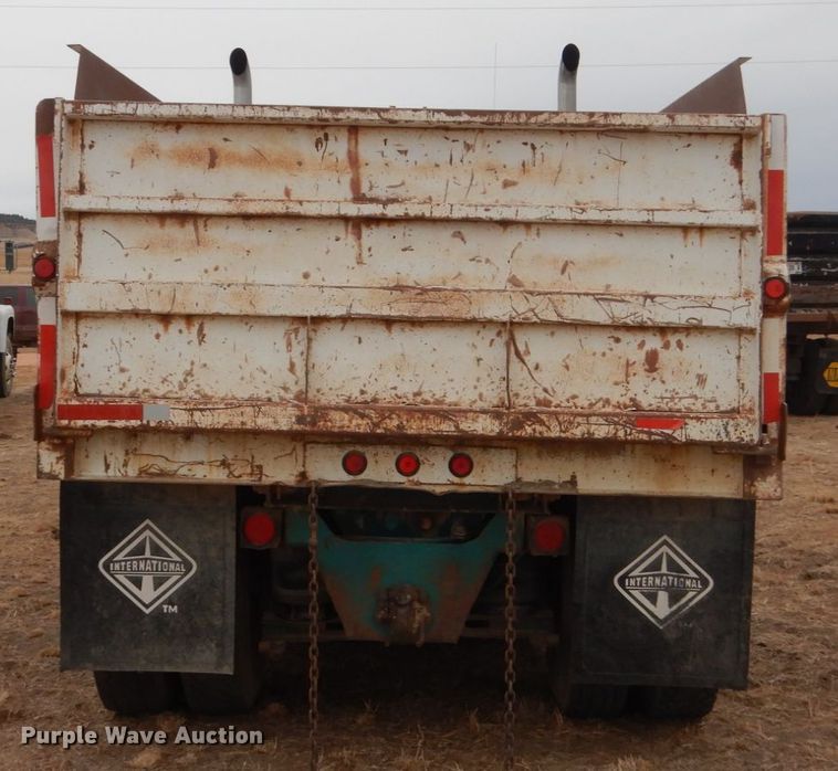 image for item HS9768 International F9370  dump truck