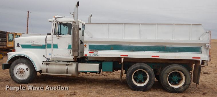 image for item HS9768 International F9370  dump truck