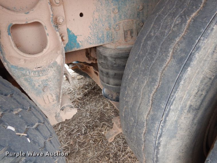 image for item HS9768 International F9370  dump truck