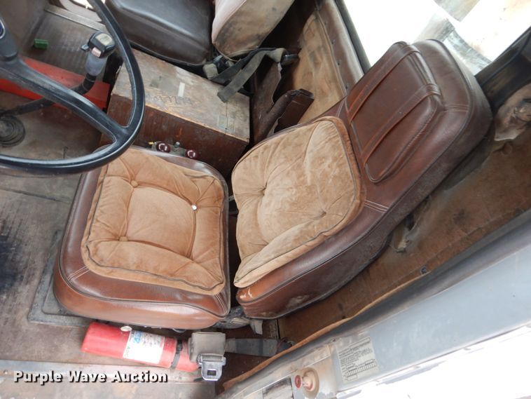 image for item HS9768 International F9370  dump truck