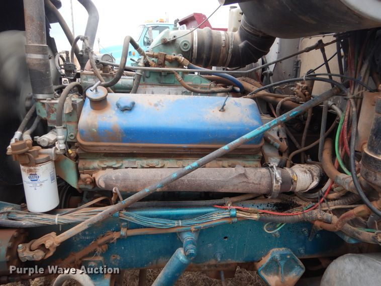 image for item HS9768 International F9370  dump truck