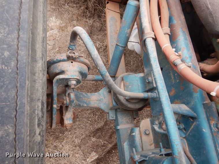 image for item HS9768 International F9370  dump truck