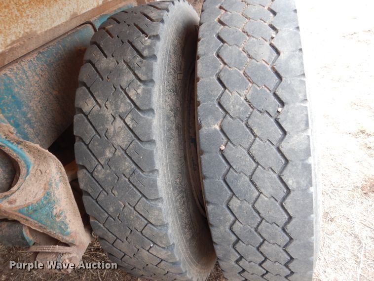 image for item HS9768 International F9370  dump truck