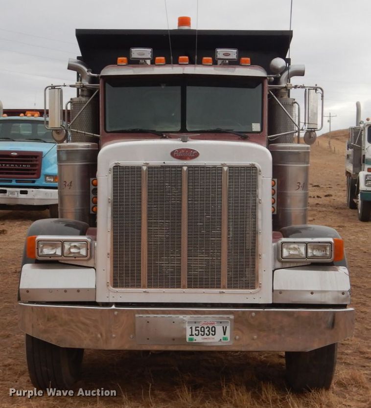 image for item HS9769 1991 Peterbilt 379  dump truck