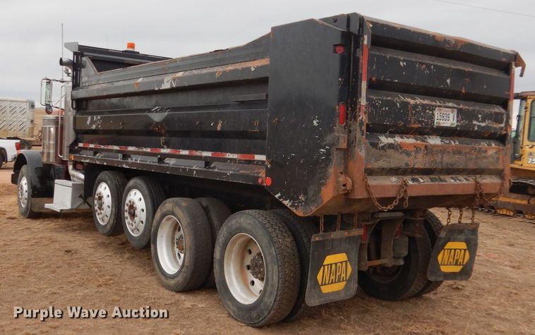 image for item HS9769 1991 Peterbilt 379  dump truck