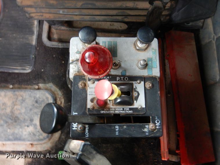 image for item HS9769 1991 Peterbilt 379  dump truck