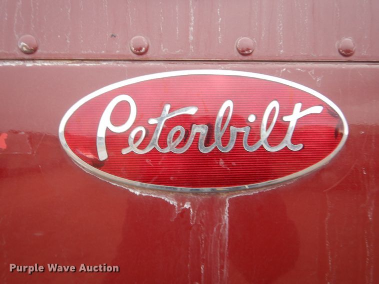 image for item HS9769 1991 Peterbilt 379  dump truck