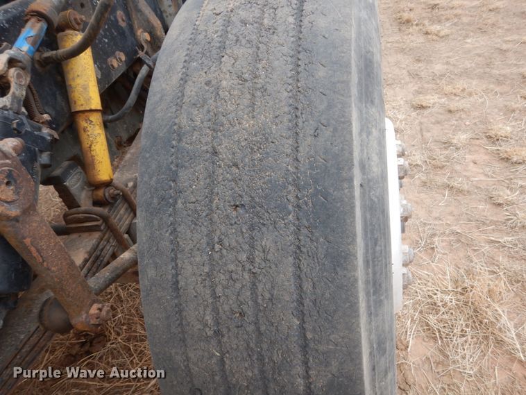 image for item HS9769 1991 Peterbilt 379  dump truck